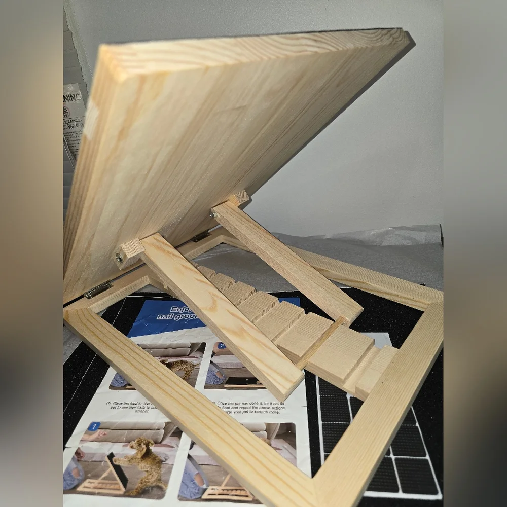 Pet Scratcher- New